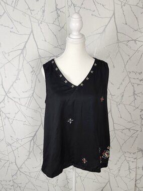 Odd Molly Black Floral Stars Embroidered V-Neck Tank